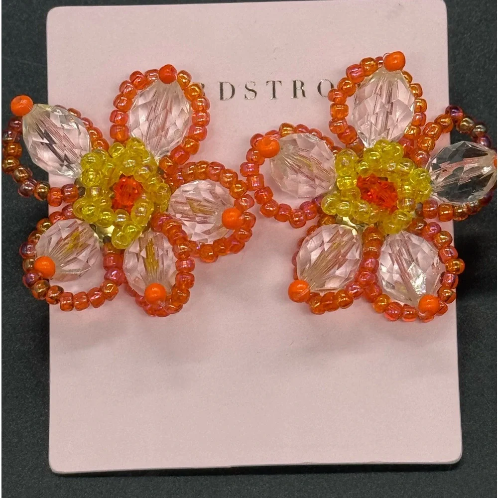 Vibrant Beaded Floral Earrings – Unique Handmade Look 🌼✨